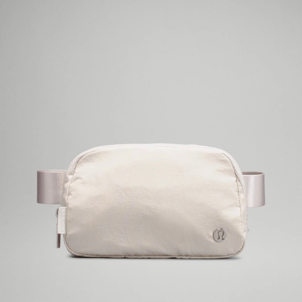 Everywhere Belt Bag
